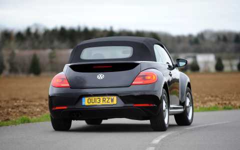 VW_UK_Beetle_50s_Edition_007